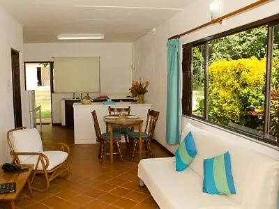 La Residence Villas & Studios Anse Royale 0*,