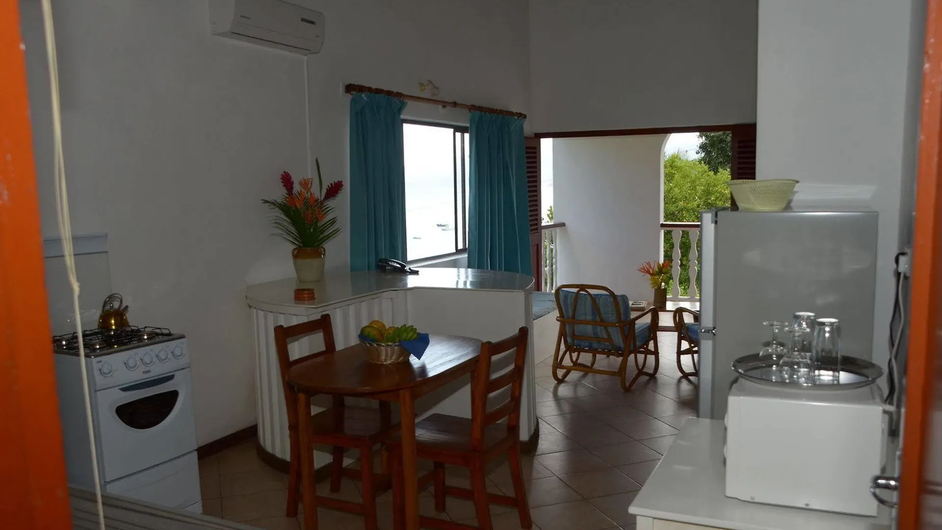La Residence Villas & Studios Anse Royale