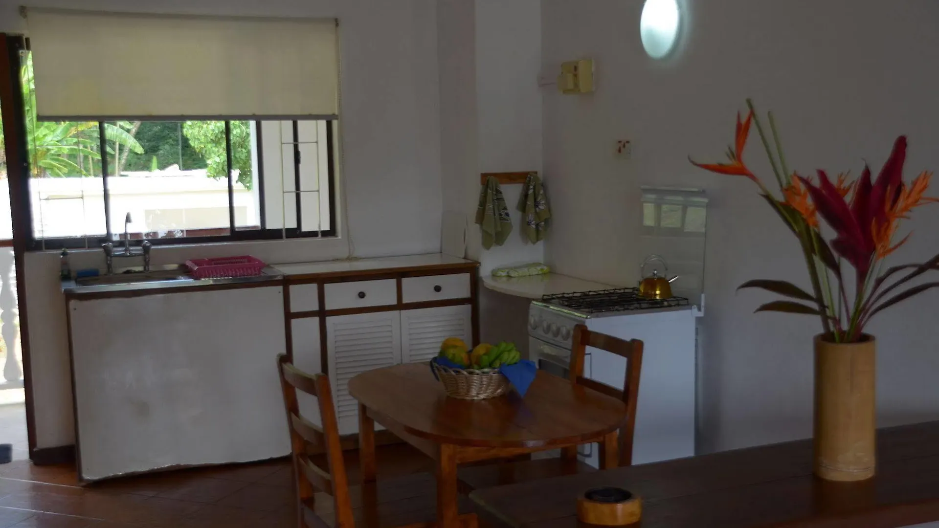 La Residence Villas & Studios Anse Royale 0*,