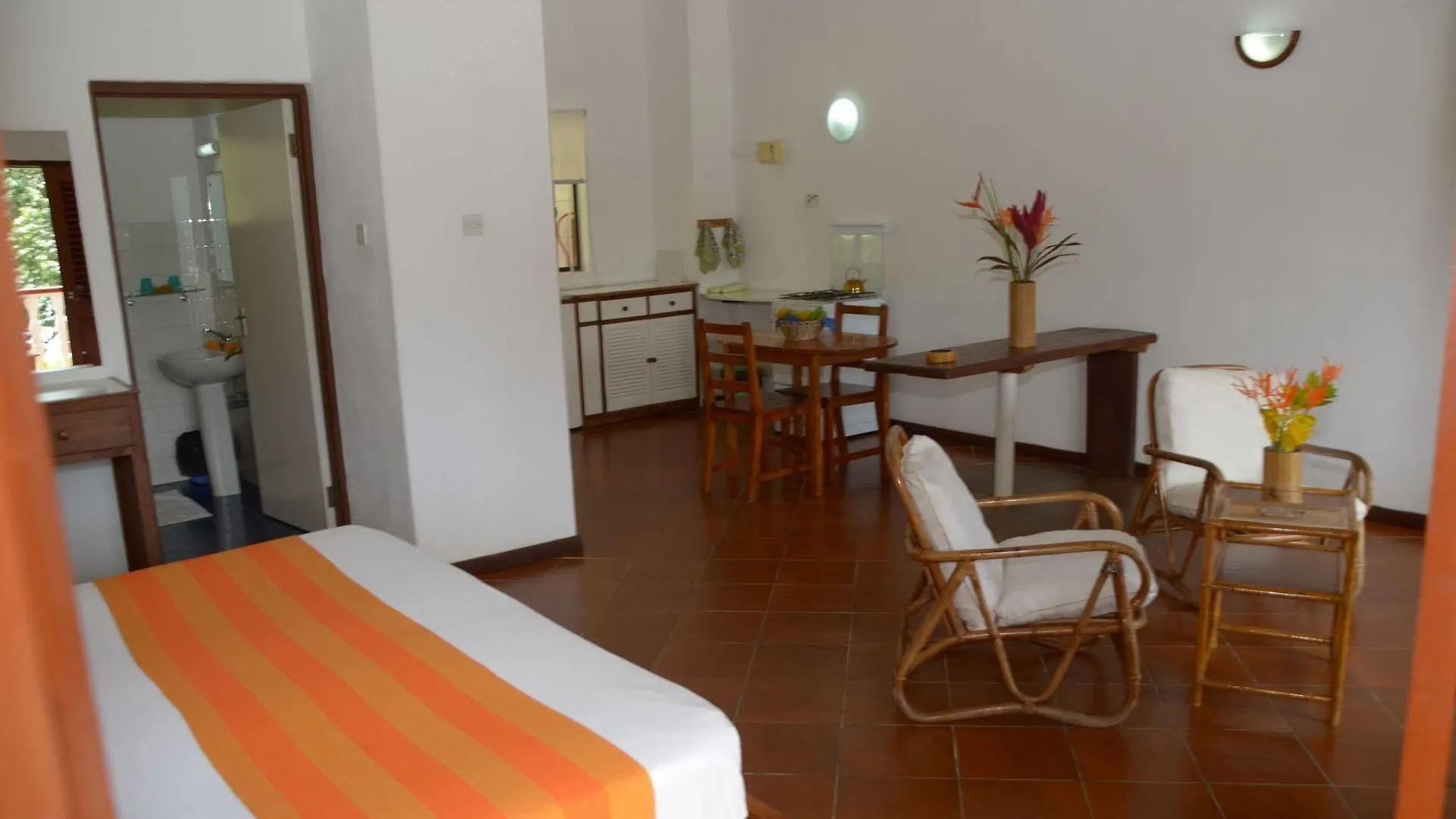 La Residence Villas & Studios Anse Royale