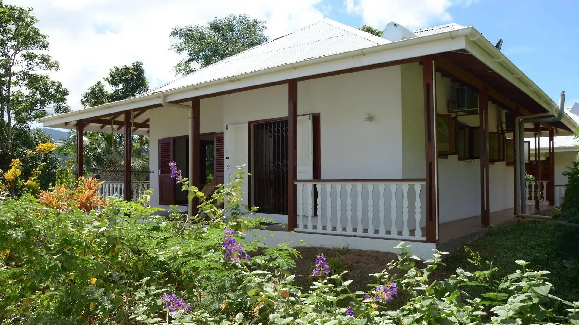 La Residence Villas & Studios Anse Royale